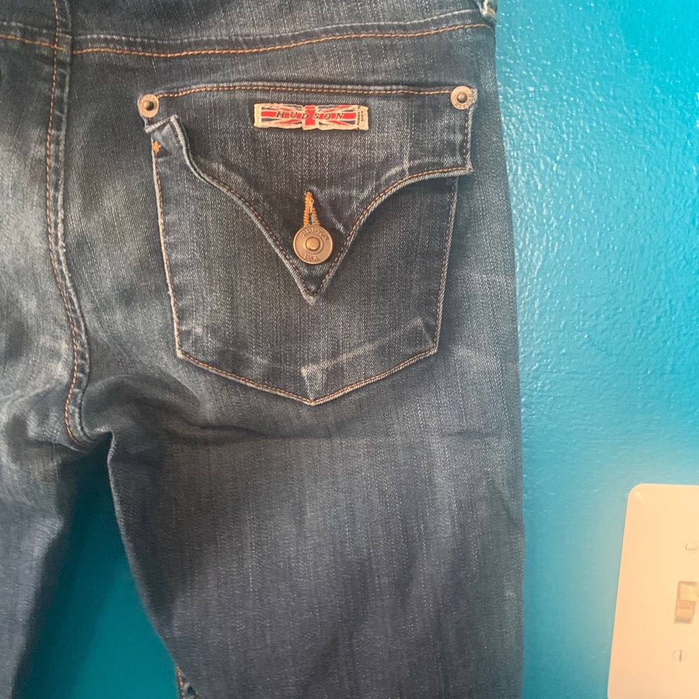 Distressed Hudson jean - Picture 3 of 10